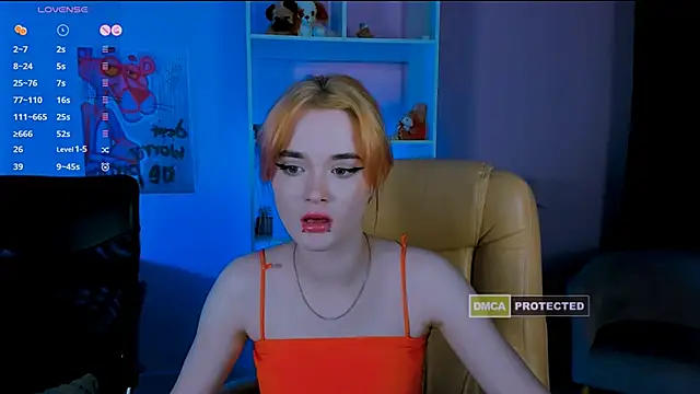 liana kisses online show from January 8, 2025, 1:32 am