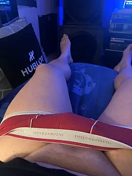 MatthewEmme online show from December 14, 2025, 1:00 am