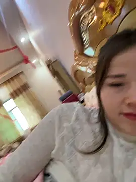 Efangfang online show from February 2, 2025, 9:08 am