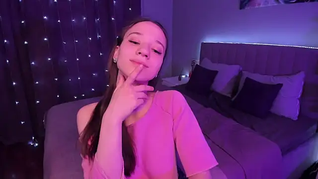 Snapshot of StaceySunny chatting on December 18, 2024, 7:52 pm StaceySunny online show from December 18, 2024, 7:52 pm