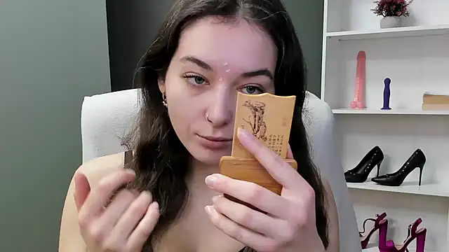 Meagn Extasy online show from January 15, 2026, 7:46 am