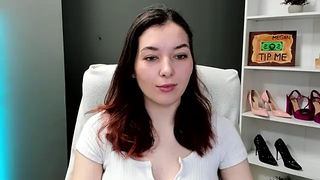 Meagn Extasy online show from May 19, 2026, 6:42 am