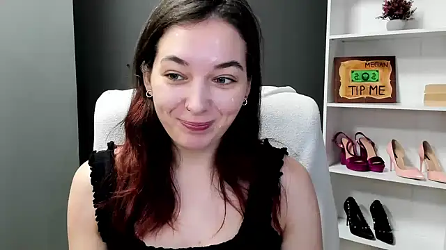 Snapshot of Meagn_Extasy chatting on July 3, 2026, 6:53 am Meagn Extasy online show from July 3, 2026, 6:53 am