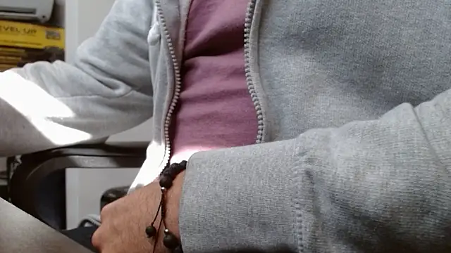 MrKunilingue online show from March 10, 2026, 5:29 pm