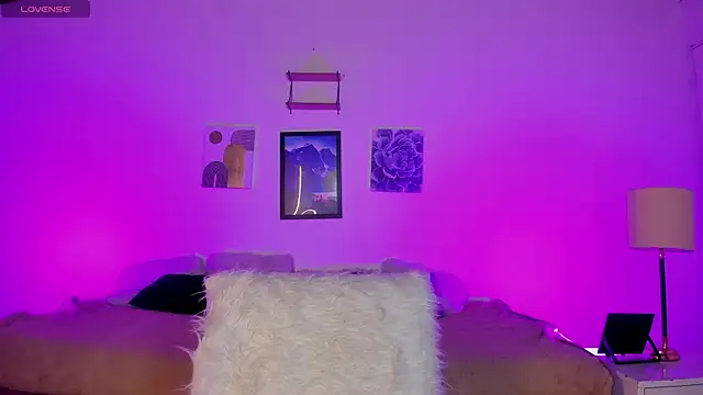 Violeta dss online show from September 28, 2025, 2:11 pm