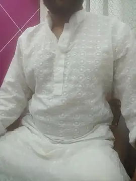 Snapshot of zakly69 chatting on October 30, 2025, 2:29 pm zakly69 online show from October 30, 2025, 2:29 pm