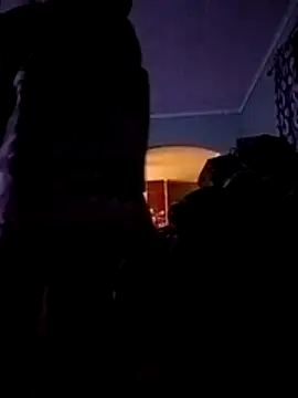 Snapshot of Bigloggz chatting on February 19, 2026, 8:32 am Bigloggz online show from February 19, 2026, 8:32 am