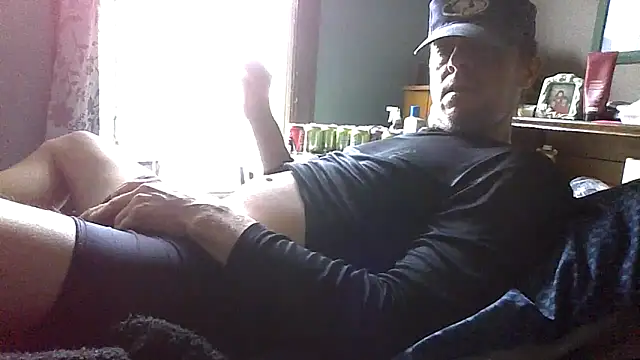 Bigloggz online show from April 30, 2026, 7:42 pm
