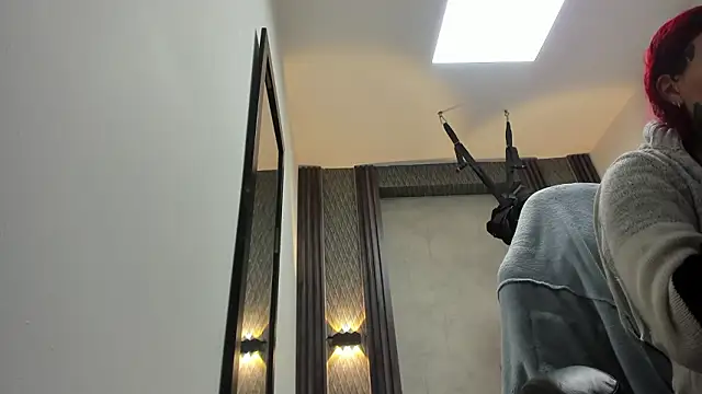 Snapshot of selene_red_ chatting on February 24, 2026, 12:19 am selene red online show from February 24, 2026, 12:19 am