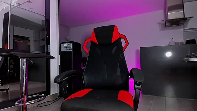 TROYWESLY- online show from February 19, 2025, 12:25 am