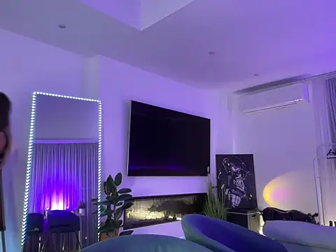 Snapshot of Mika_Miller chatting on September 12, 2025, 7:14 pm Mika Miller online show from September 12, 2025, 7:14 pm