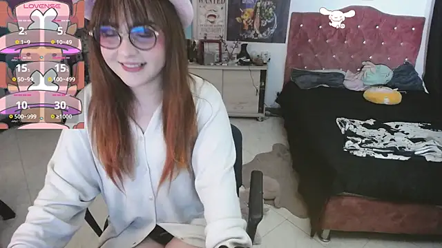 Avril2001 online show from February 7, 2025, 4:27 am