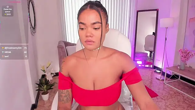 Snapshot of madisson_davon chatting on March 20, 2025, 1:37 pm madisson davon online show from March 20, 2025, 1:37 pm