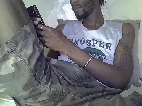 Delicious-D online show from March 6, 2025, 7:57 am