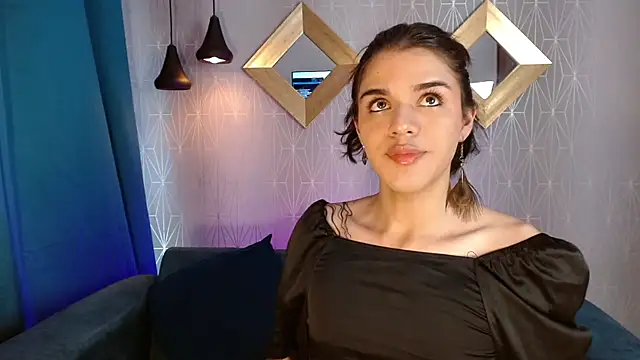 Snapshot of NoahCasstro chatting on December 10, 2024, 7:32 pm NoahCasstro online show from December 10, 2024, 7:32 pm