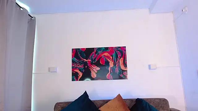 Snapshot of NoahCasstro chatting on December 17, 2024, 7:48 pm NoahCasstro online show from December 17, 2024, 7:48 pm