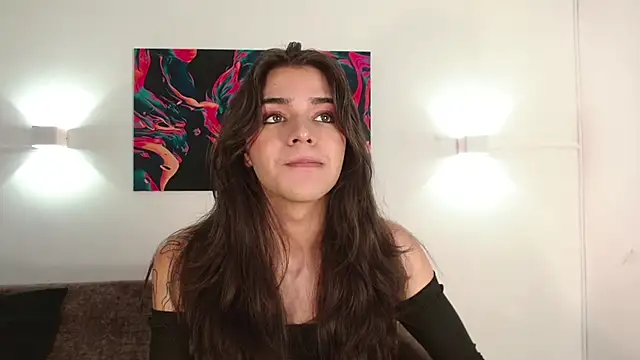 Snapshot of NoahCasstro chatting on December 21, 2024, 4:57 pm NoahCasstro online show from December 21, 2024, 4:57 pm