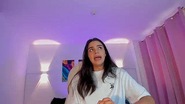 Snapshot of NoahCasstro chatting on January 11, 2025, 10:07 pm NoahCasstro online show from January 11, 2025, 10:07 pm