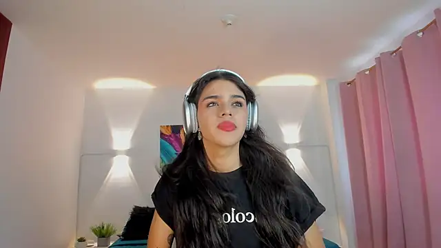 Snapshot of NoahCasstro chatting on January 12, 2025, 6:59 pm NoahCasstro online show from January 12, 2025, 6:59 pm