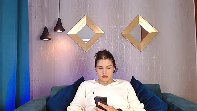 Snapshot of NoahCasstro chatting on February 22, 2025, 1:57 pm NoahCasstro online show from February 22, 2025, 1:57 pm