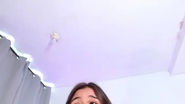 Snapshot of NoahCasstro chatting on March 18, 2025, 5:10 pm NoahCasstro online show from March 18, 2025, 5:10 pm