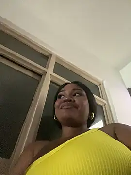 Scarlett 811 online show from May 5, 2026, 8:28 pm