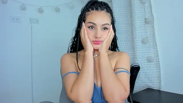 Snapshot of julia_strauns chatting on January 2, 2025, 5:14 am julia strauns online show from January 2, 2025, 5:14 am