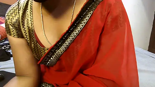 Snapshot of VR_here_4U chatting on April 7, 2026, 6:30 pm VR here 4U online show from April 7, 2026, 6:30 pm