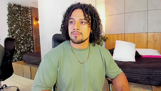 MikeEstevess online show from March 4, 2025, 7:30 am