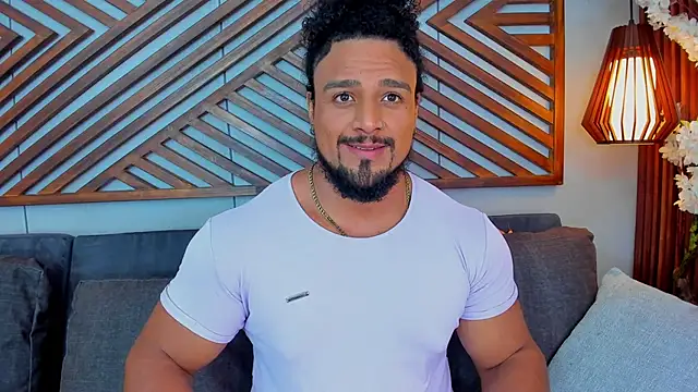 MikeEstevess online show from May 6, 2026, 4:08 am