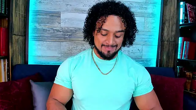 MikeEstevess online show from July 1, 2026, 6:59 am