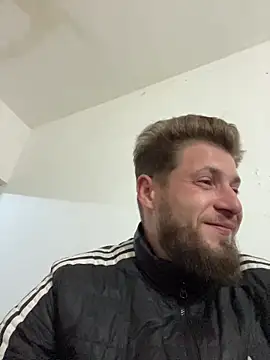 jimmyy  online show from April 13, 2026, 8:14 pm