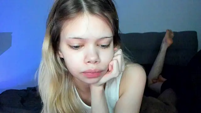 chansetolove online show from February 13, 2025, 2:42 pm