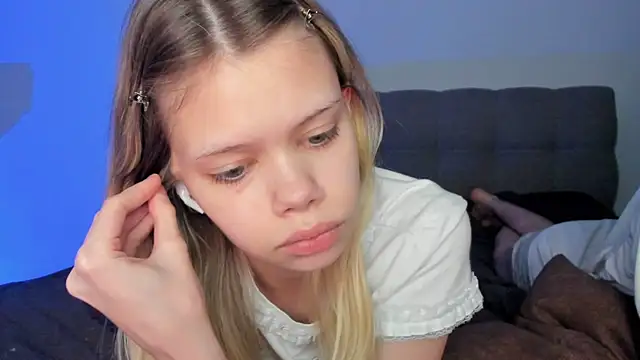 chansetolove online show from March 3, 2025, 8:00 pm