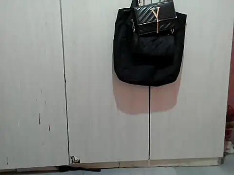 Destiny Desire online show from September 28, 2025, 9:36 am