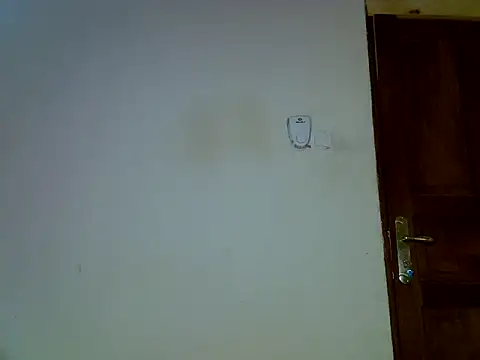 SWEETRENNE  online show from March 13, 2025, 6:23 pm