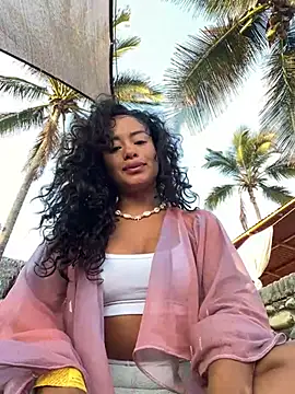 Snapshot of Marie_Rose chatting on March 13, 2025, 11:51 am Marie Rose online show from March 13, 2025, 11:51 am