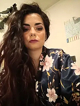 Snapshot of Saturnia_Yvonne chatting on December 2, 2024, 5:59 pm Saturnia Yvonne online show from December 2, 2024, 5:59 pm