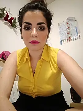 Snapshot of Saturnia_Yvonne chatting on January 31, 2025, 11:45 pm Saturnia Yvonne online show from January 31, 2025, 11:45 pm