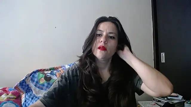 KAROLCANDY online show from December 5, 2025, 2:14 pm