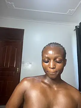 Curvixx online show from March 13, 2026, 12:01 pm