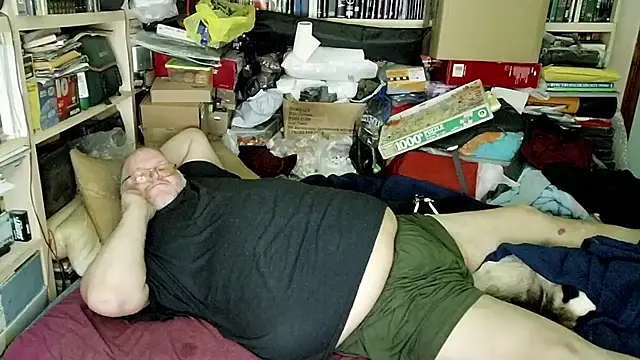 hadeszeuss2 online show from February 26, 2025, 2:57 pm