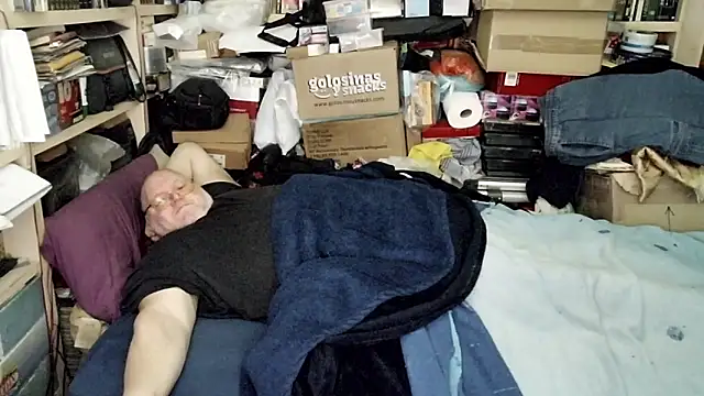 hadeszeuss2 online show from February 9, 2026, 7:29 pm