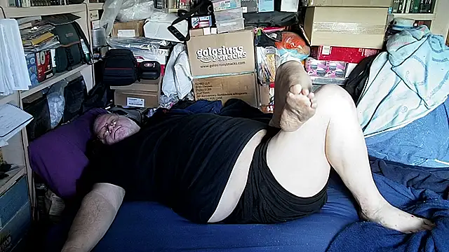 hadeszeuss2 online show from February 17, 2026, 2:46 pm