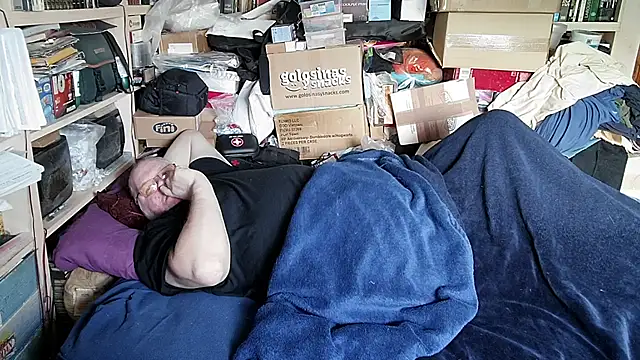 hadeszeuss2 online show from March 12, 2026, 2:56 pm