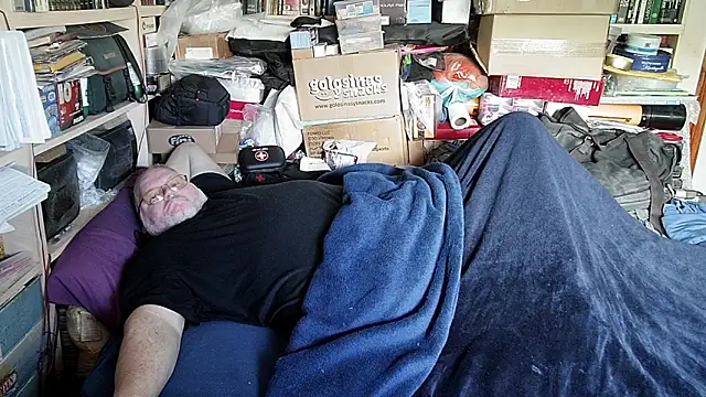 hadeszeuss2 online show from March 22, 2026, 2:31 pm