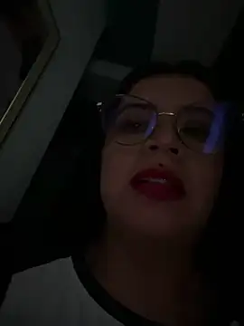 Devilsweet17 online show from February 1, 2026, 4:11 am