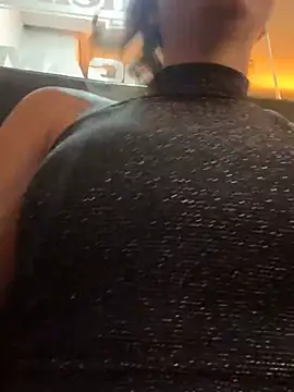 Karen San Miguel online show from February 18, 2025, 1:43 am