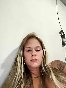 Snapshot of perolaar chatting on February 19, 2025, 8:31 pm perolaar online show from February 19, 2025, 8:31 pm