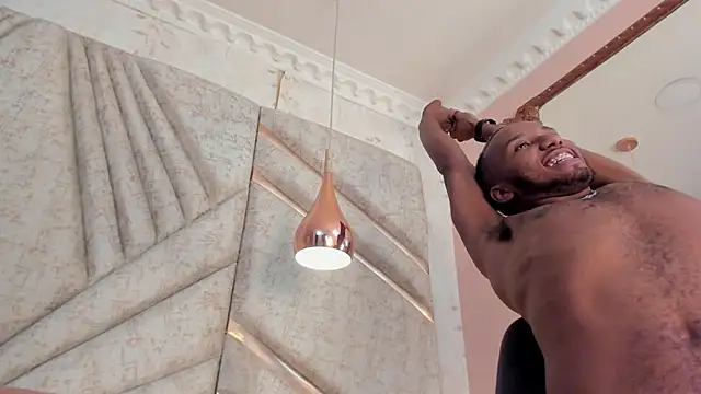 Snapshot of JamesParck chatting on March 7, 2025, 6:11 pm JamesParck online show from March 7, 2025, 6:11 pm